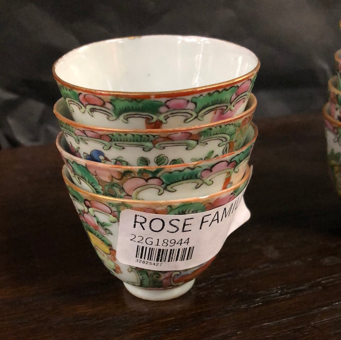 * SET OF FOUR SMALL ROSE FAMILLE TEA CUPS ADDED TO SOLD LOT