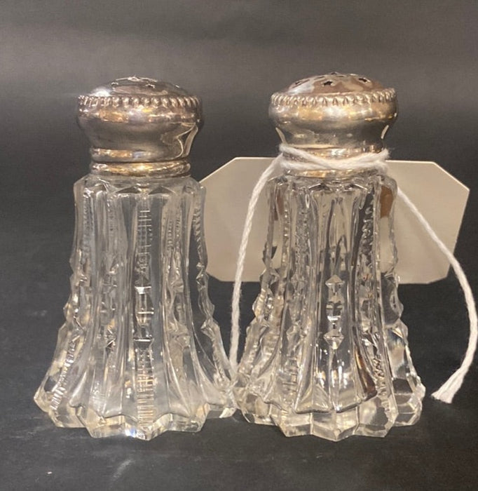 PAIR OF CRYSTAL SALT AND PEPPER SHAKERS