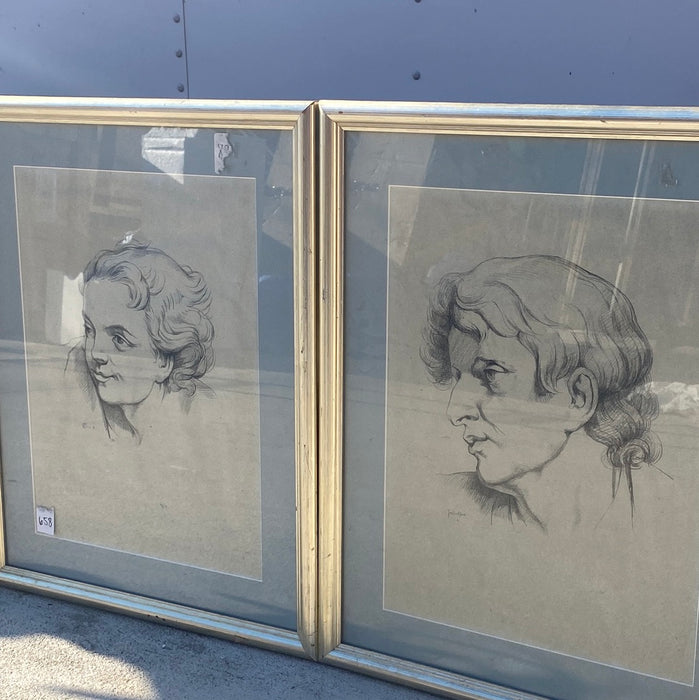 PAIR OF PORTRAIT PRINTS IN SILVER FRAMES