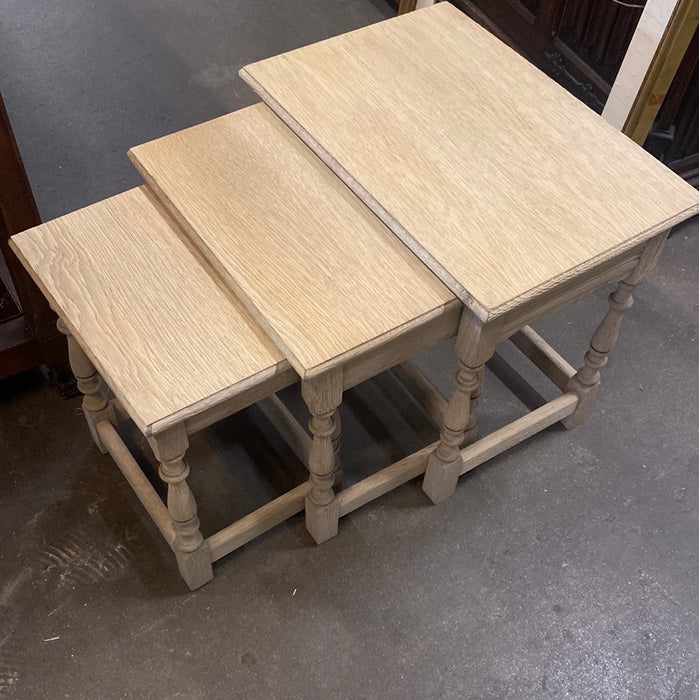 SET OF 3 STACKING OAK TABLES