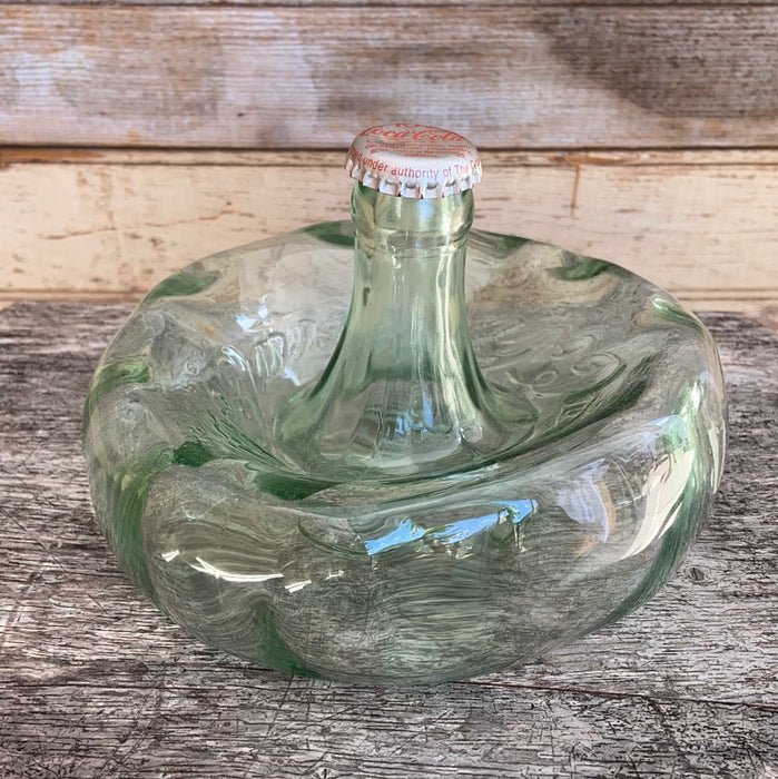 MELTED BOTTLE CAP ASHTRAY WITH CAP
