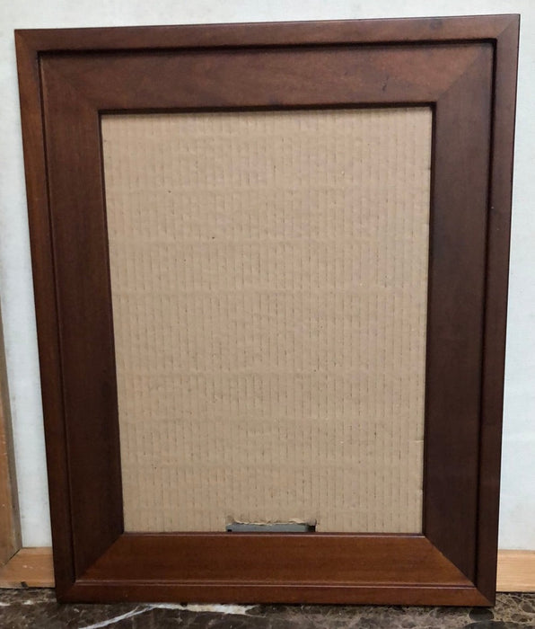 MEDIUM MAHOGANY FRAME