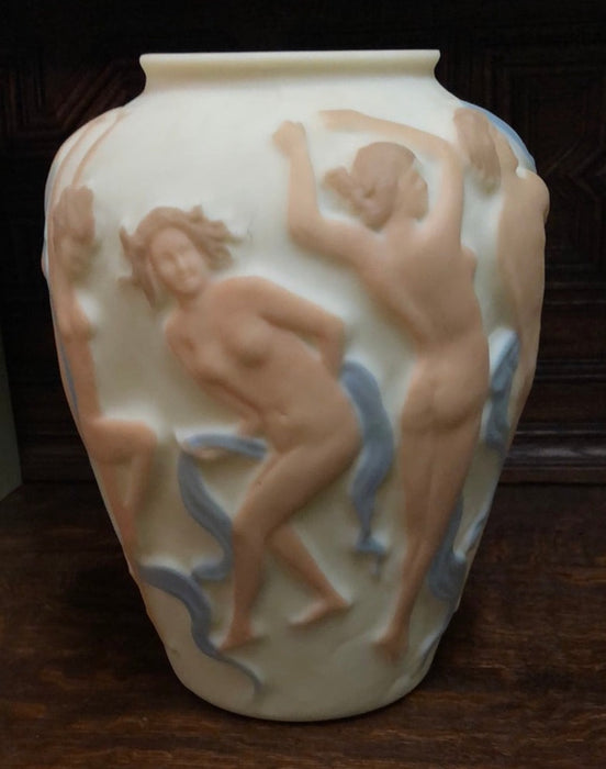 CONSOLIDATED GLASS WITH NUDES