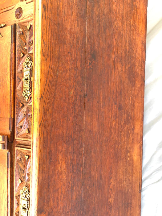 GOTHIC OAK ALTAR WITH LINENFOLD
