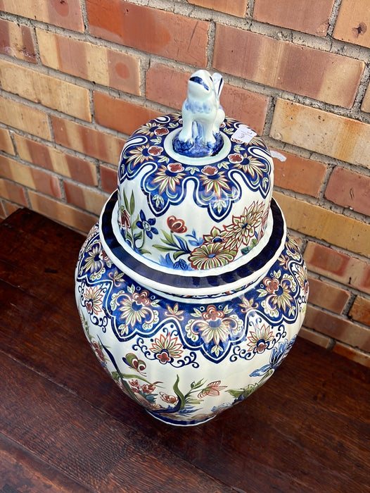 LARGE POLYCHROME DELFT GINGER JAR WITH FOO DOG