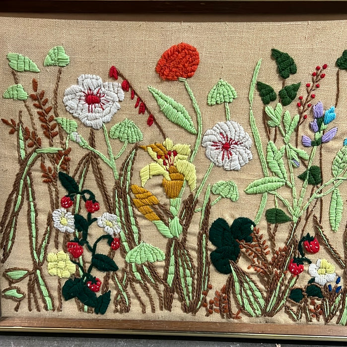 HORIZONTAL FLOWER GARDEN NEEDLEPOINT WALL HANGING