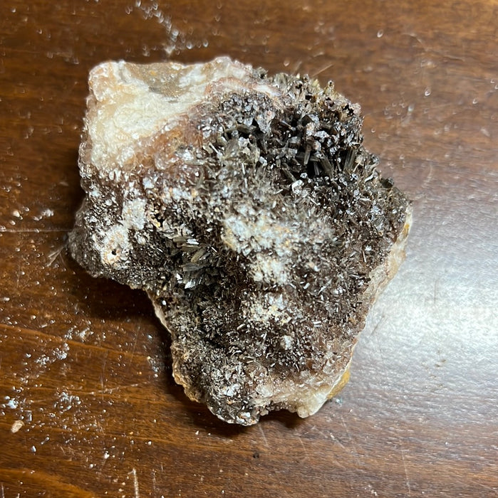 SMALL QUARTZ/MICA SPECIMEN