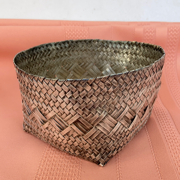 SMALL WOVEN SILVERPLATE BASKET