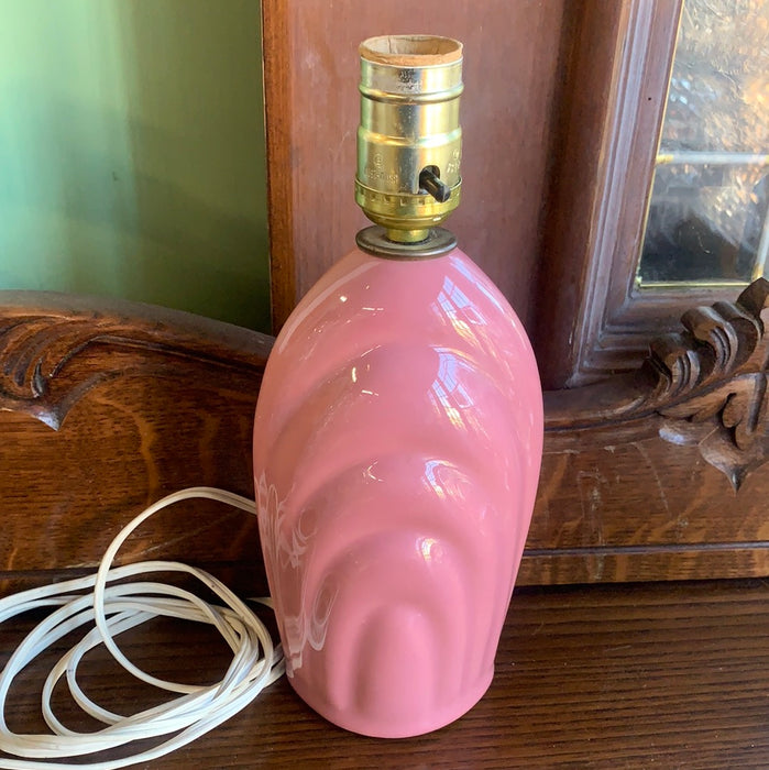 SMALL 1980'S PINK CERAMIC LAMP