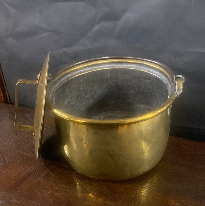 IRON HANDLE BRASS POT WITH LID