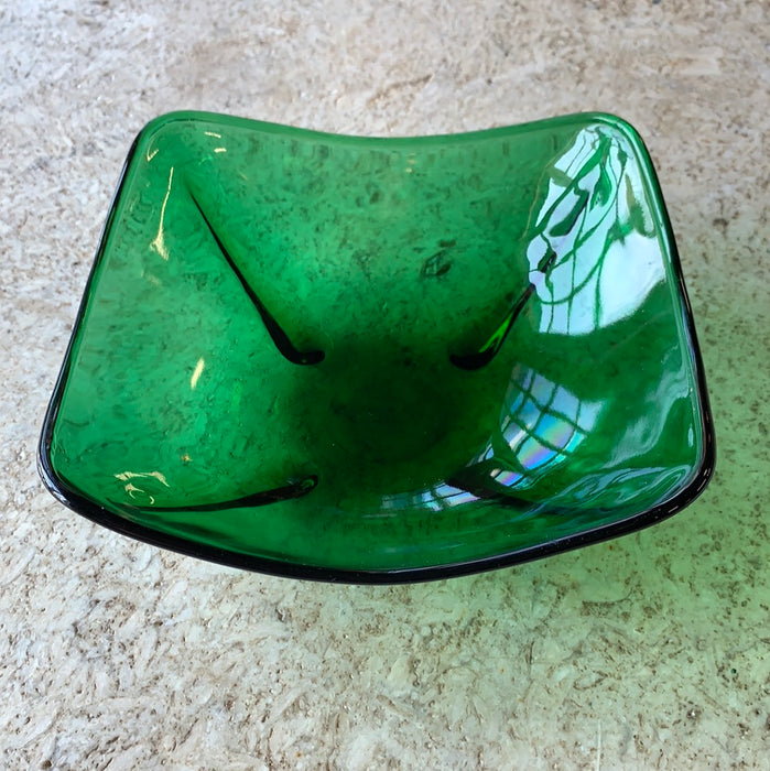 GREEN GLASS SQUARE CATCH ALL DISH