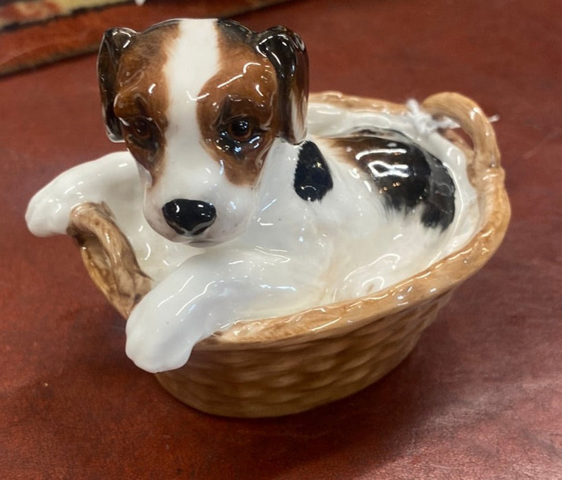 ROYAL DOULTON PUPPY IN BASKET