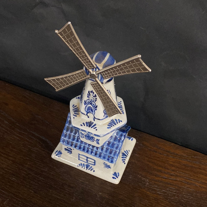 DELFT WINDMILL FIGURINE