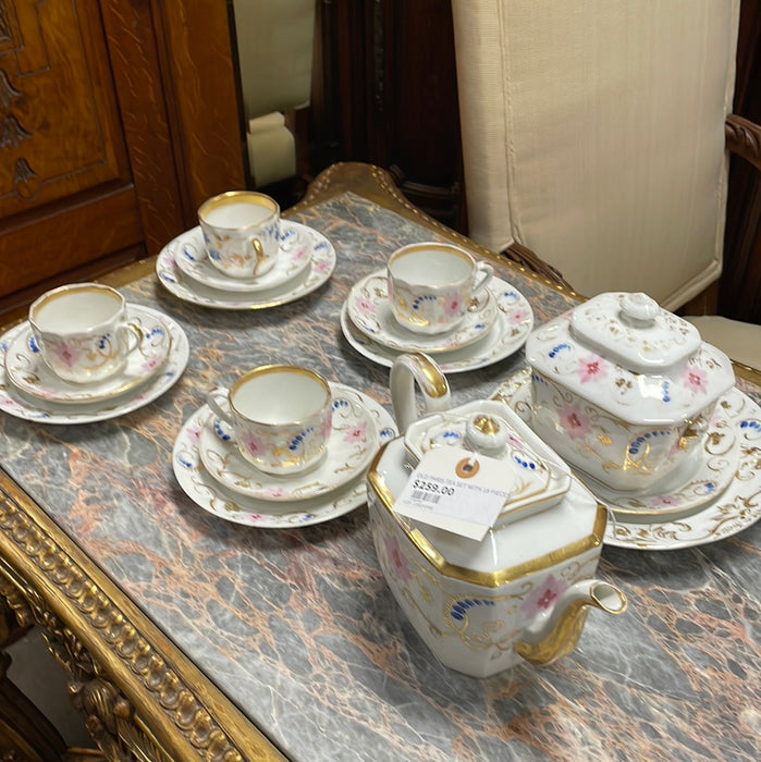 OLD PARIS TEA SET WITH 18 PIECES