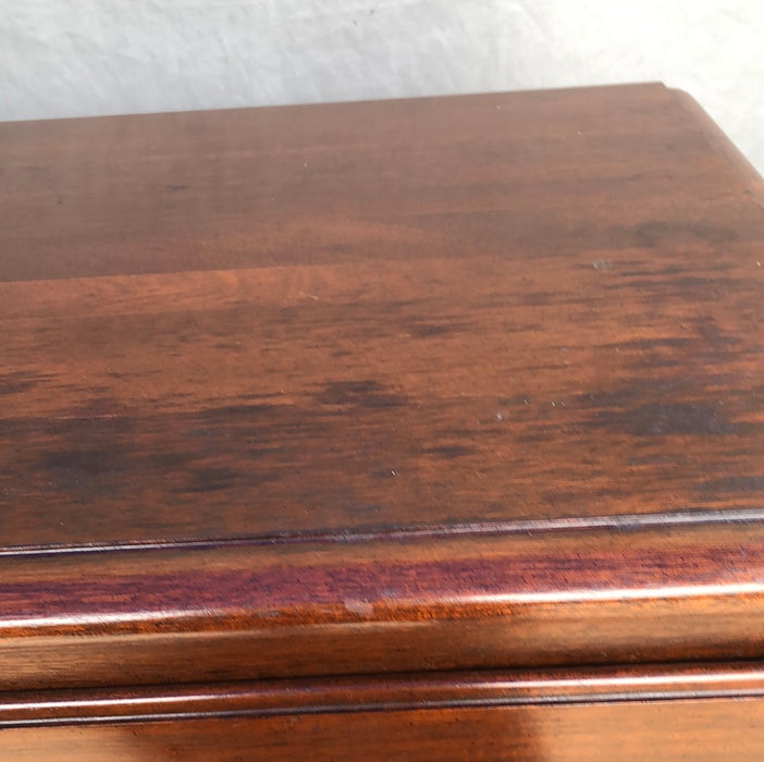 FEDERAL STYLE MAHOGANY CHEST ON CHEST-NOT OLD