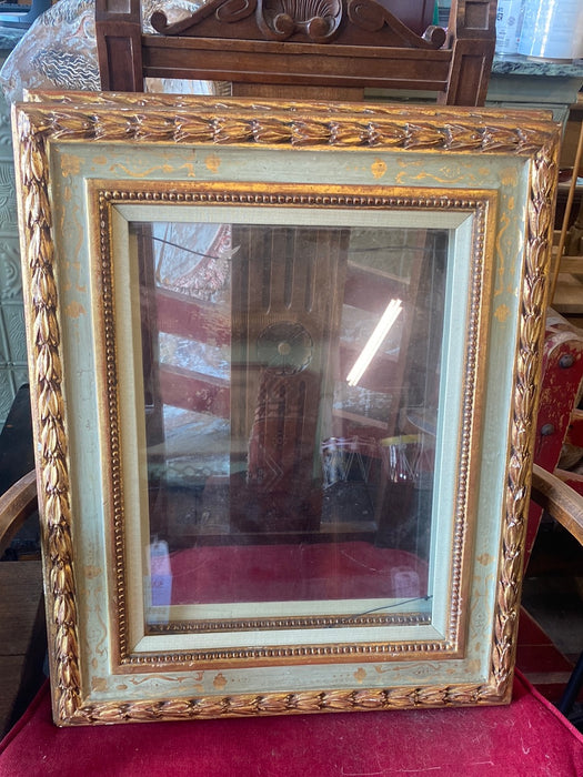 GREEN AND GOLD FRAMES WITH LAURELING - EACH