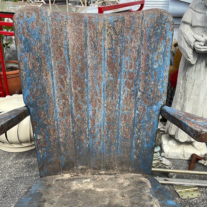 SHELL BACK METAL MOTEL CHAIR 1950'S - AS FOUND