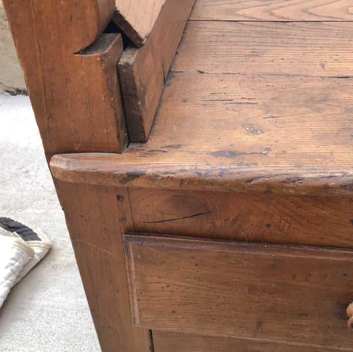 RUSTIC ELM WINDOW BENCH