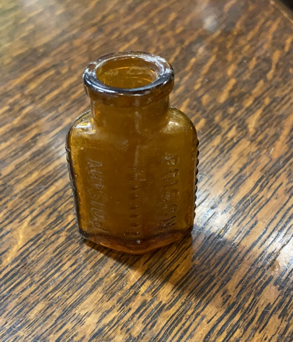 TINY AMBER POISON BOTTLE