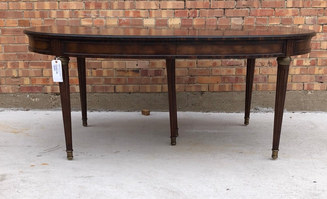 HENDREDON LOUIS XVI CROSSBANDED DINING TABLE WITH 3 LEAVES