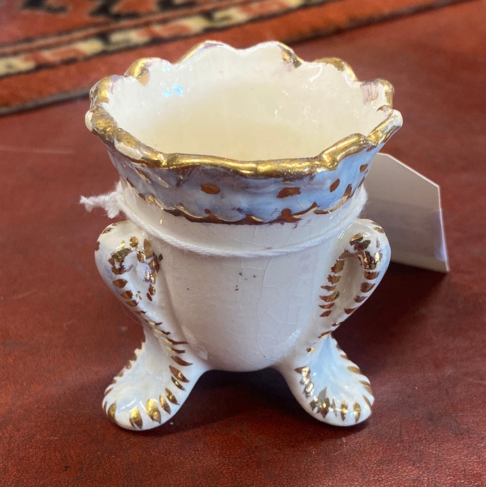 TRI FOOTED PORCELAIN TOOTHPICK HOLDER