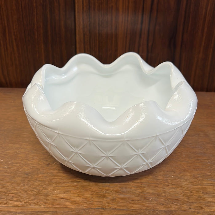 DIAMOND PATTERNED ROUND MILK GLASS CENTER BOWL