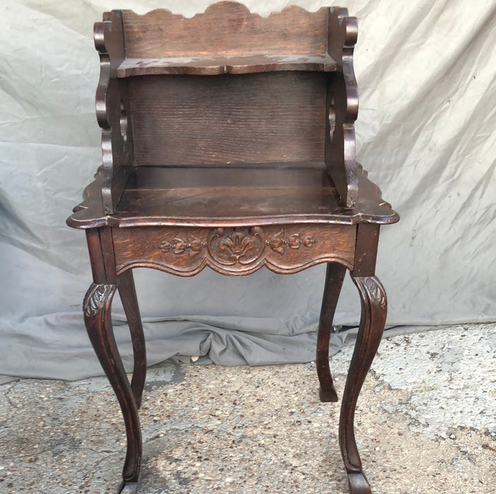 COUNTRY FRENCH OPEN TIERED SIDE TABLE WITH HOOF FEET