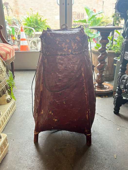 SNAKE CHARMER'S BASKET