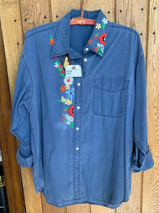 VINTAGE EMBROIDERED CHAMBRAY SHIRT