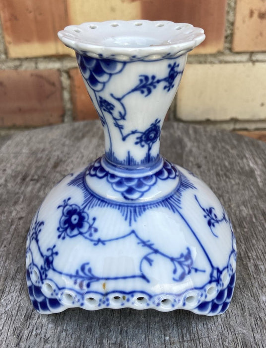 ROYAL COPENHAGEN BLUE AND WHITE PORCELAIN SINGLE CANDLESTICK