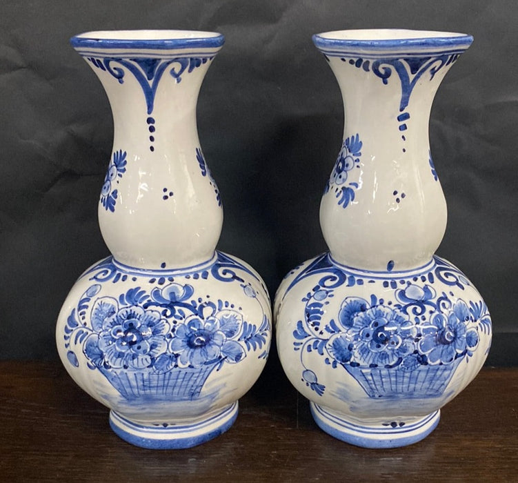 PAIR OF DELFT BULBOUS FLORAL BASKET VASES