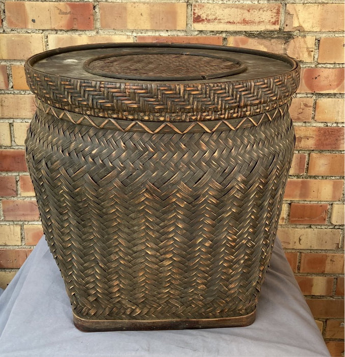 LARGE WOVEN LIDDED BASKET