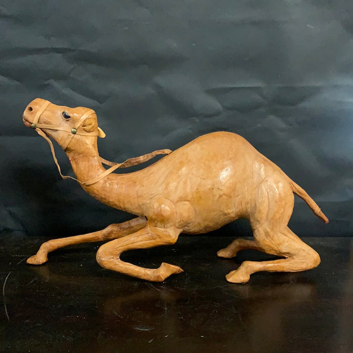 LEATHER CAMEL FIGURE