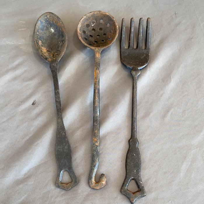 SET OF 3 IRON UTENSILS