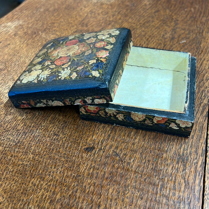 INDIAN FLORAL BLACK BOX