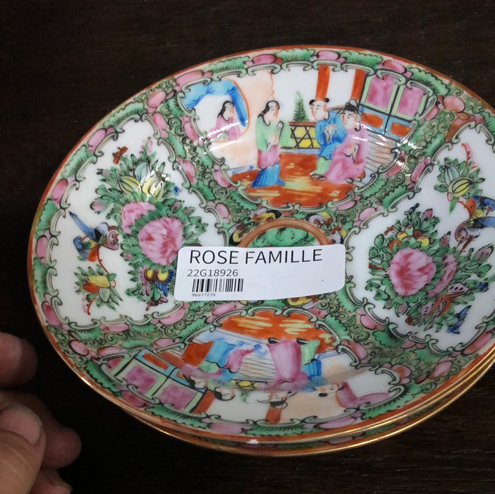 SET OF THREE ROSE FAMILLE BOWLS