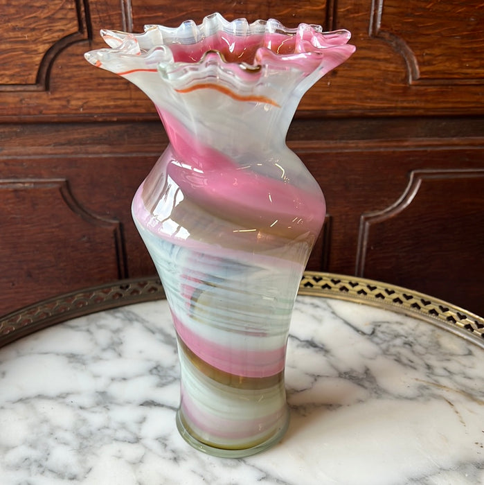 PINK AND WHITE SWIRLY GLASS VASE WITH SPIKEY TOP