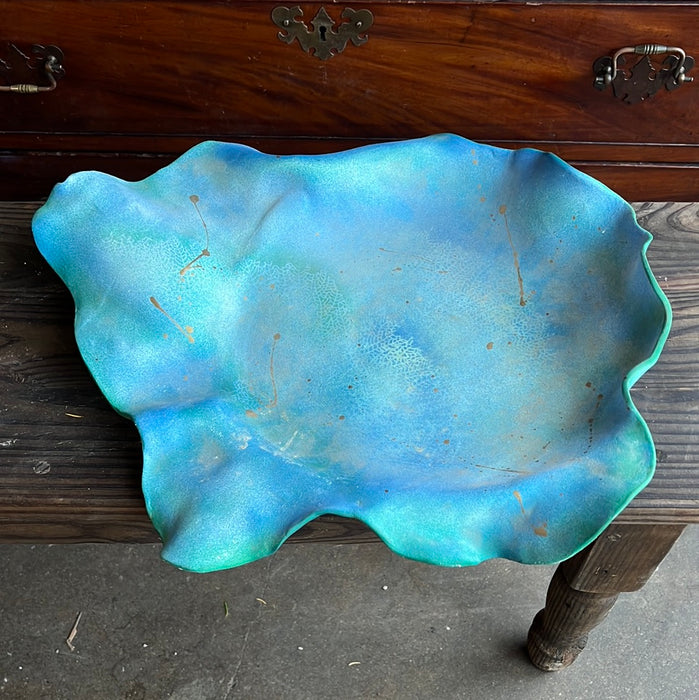 ODD SHAPED BLUE AND GREEN POTTERY TRAY WITH GOLD SPLATTER