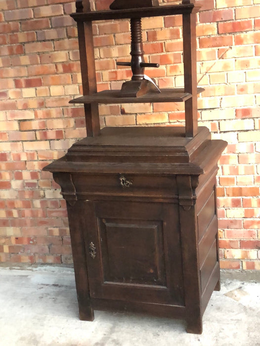 OAK BOOK PRESS