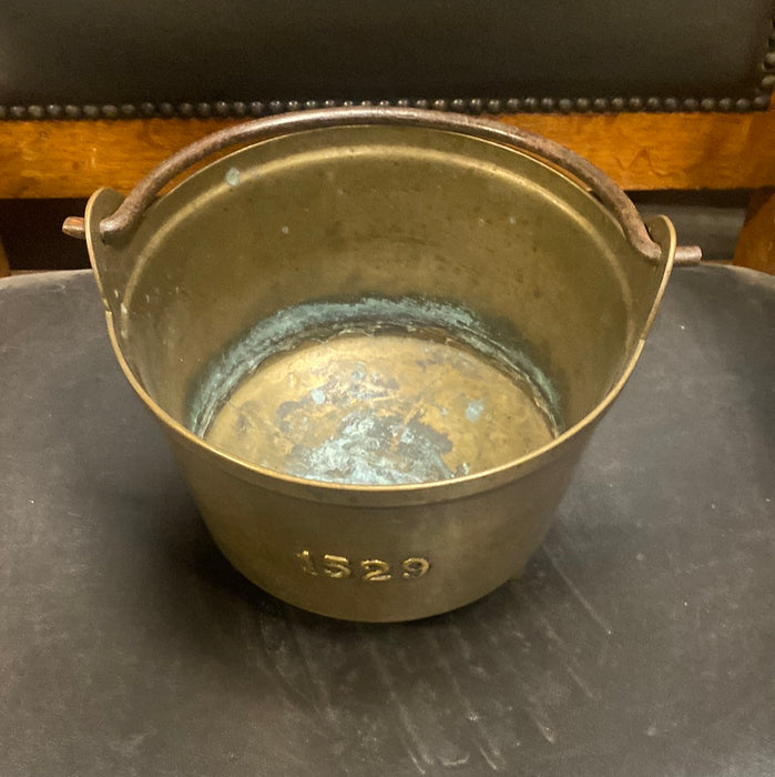 SMALL LION BRASS CAULDRON