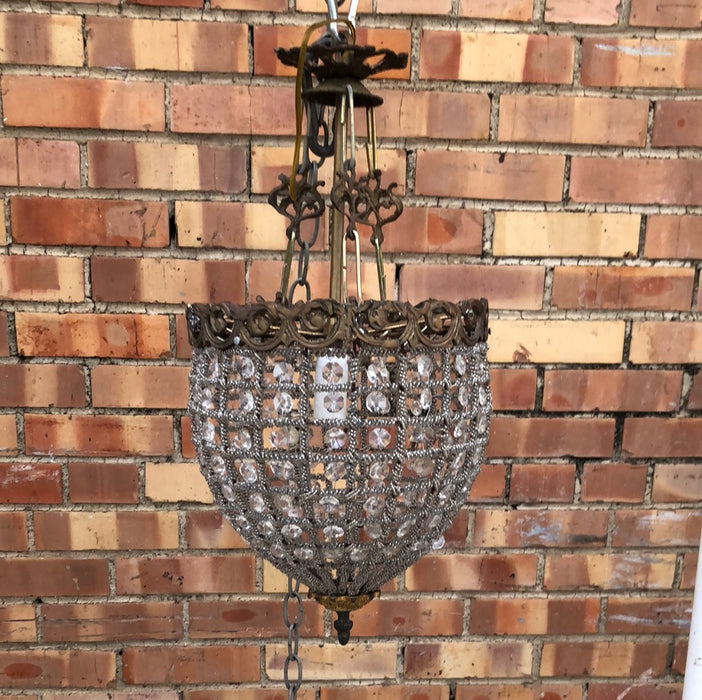 SMALL CRYSTAL PENDANT LIGHT FIXTURE