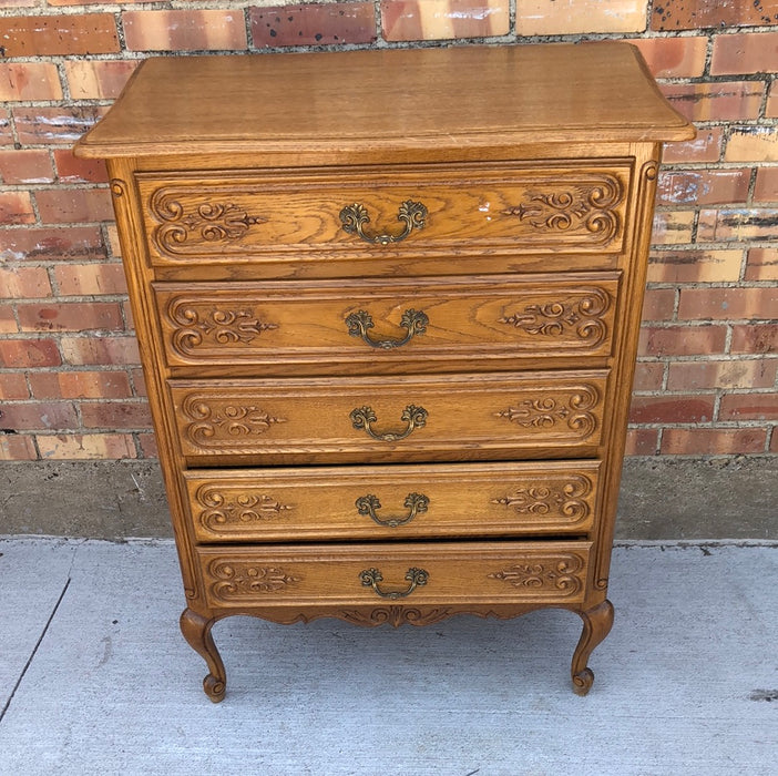 5 DRAWER COUNTRY FRENCH LIGHT OAK CHEST