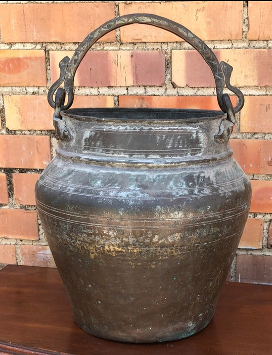 COPPER AND IRON HAND MADE POT