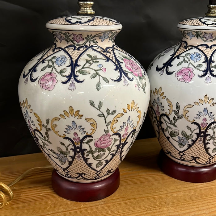 PAIR OF SMALL HAND PAINTED FLORAL ASIAN PORCELAIN LAMPS