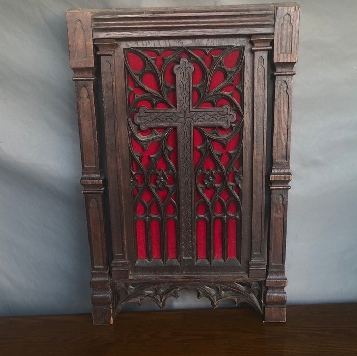 PIERCE CARVED OAK CROSS PANEL WITH RED VELVET