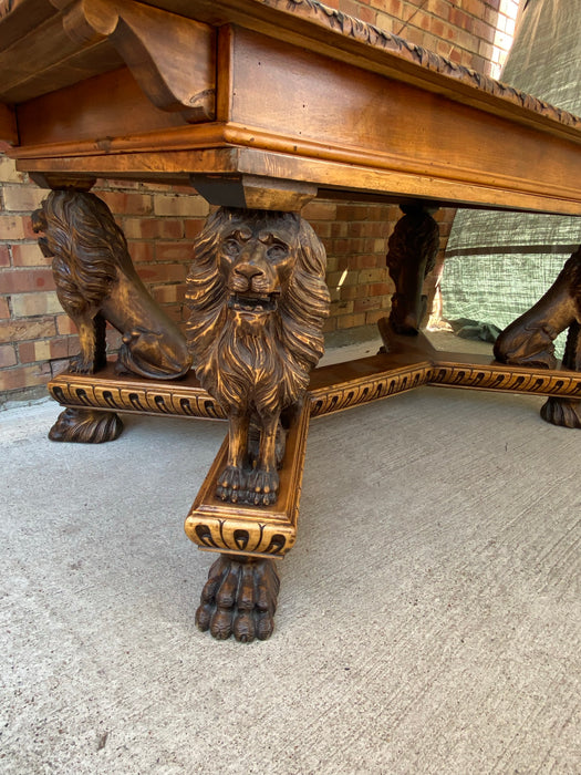 ITALIAN WALNUT DINING TABLE WITH CARVED LEGS