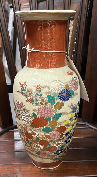 JAPANESE PAINTED VASE