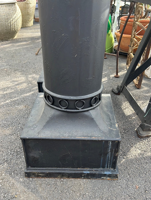 PAIR OF BLACK METAL COLUMNS WITH PLANTER TOPS