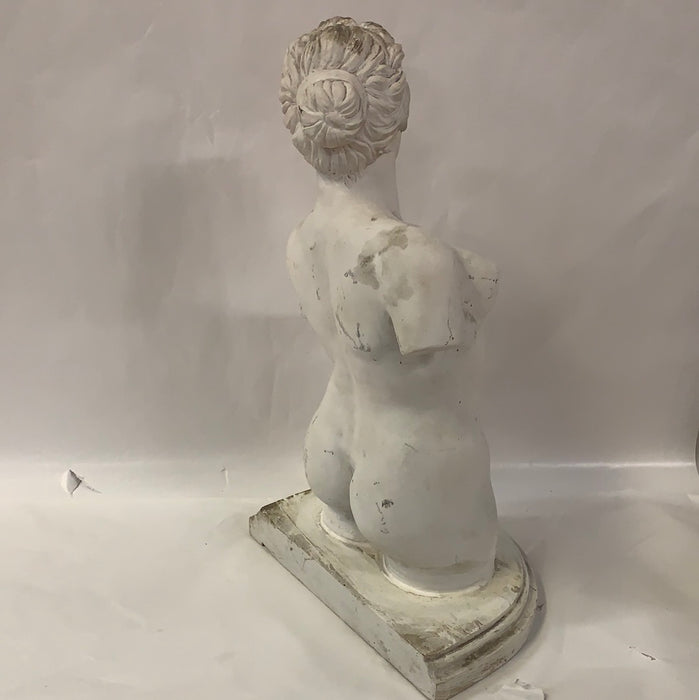 VINTAGE NUDE FEMALE STATUE