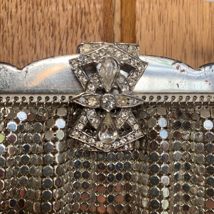SILVER CHAINMAIL PURSE WITH BLING CLASP